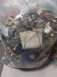 Bulk Lot Of Mixed Costume Jewelry (2 Gallon Bag-Over 10 lbs)
