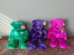 lot 420 image: TY Large Beanie Babies Princess, Erin L