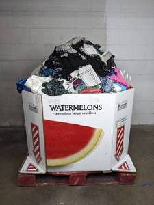 lot 65 image: Resellers Paradise 29.5 Wide Box of Womens Pre-Owned Clothing B