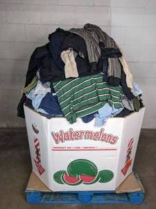lot 66 image: Resellers Punch 29.5 Wide Box of Mens Pre-Owned Clothing B
