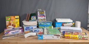 lot 118 image: Large Assortment of Food Storage and Cleaning Essentials Reynolds Handi Vac, Fresh Lock Vacuum Sealer, Scouring Pads, Wet & Dry Mopping Cloths and More B
