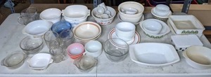 lot 121 image: Large Collection of Glass and Ceramic Dishes, Bakeware, Measuring Cups and More  B