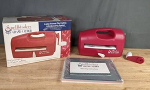 lot 144 image: Spellbinders Grand Calibur Large Format Die Cutting & Embossing System K