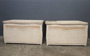 lot 147 image: Set of 2 White Wicker Chests B