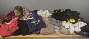 lot 137 image: Collection of Womens Clothing American Eagle Columbia Converse Pink G