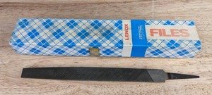 lot 324 image: NEW Box of 8 Lenox Half Round Bastard Metal Files T
