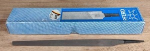 lot 320 image: NEW Box of 10 Pferd Metal Files  T