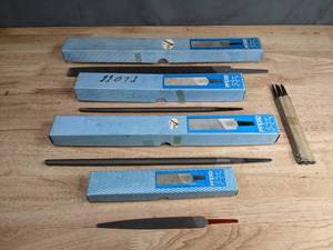 lot 332 image: (14) New Pferd Double Bevel Chisel Files T