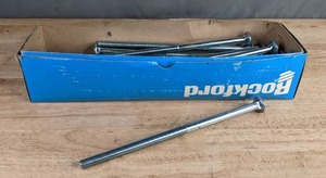 lot 284 image: Box of Rockford 12 x 11 Square Neck Zinc Plated Carriage Screws T