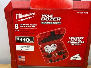 lot 27A image: Brand New Milwaukee 8 Piece Hole Dozer Carbide Hole Saw Set V