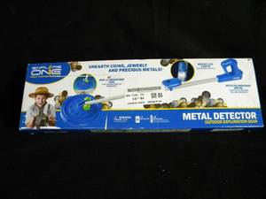 lot 100 image: Looks New - Open Box Item ExploreOne Jr Metal Detector