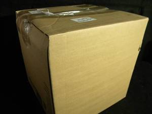 lot 114 image: Open Box Intelligent Design Isabel Velvet 4-Pc. Comforter Set - FullQueen