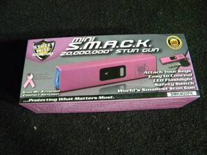 lot 173 image: Mini Smack 20,000,000 Stun Gun