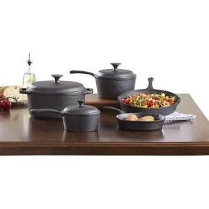 lot 164 image: Brand New Unopened Box 8-Pc. Pre-Seasoned Cast Iron Cookware Set