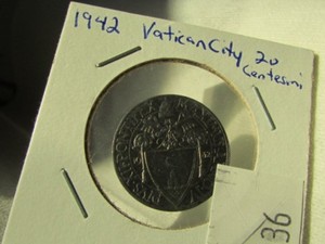 lot 36 image: 1942 VADICAN CITY FOREIGN COIN