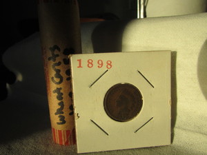 lot 84 image: ROLL OF MIXED DATE WHEAT CENTS 1909-1958 WITH A 1898 INDIAN HEAD CENT
