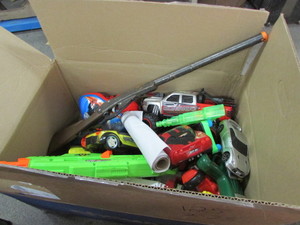 lot 125 image: Toy Lot