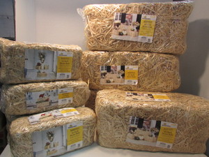 lot 181 image: Small Straw Bales