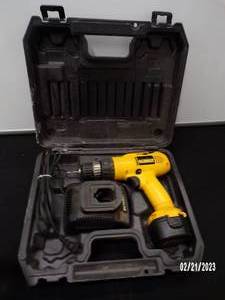 lot 31 image: Dewalt Cordless Drill with Case and Charger (DW952K-2)