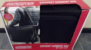 lot 5 image: American Tourister Superset Garment Bag - Black