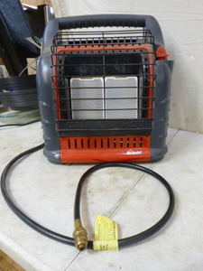 lot 25 image: Mr. Heater Propane Heater