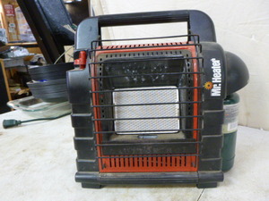 lot 26 image: Mr. Heater Propane Heater
