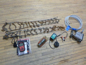 lot 41 image: Automotive Accessories