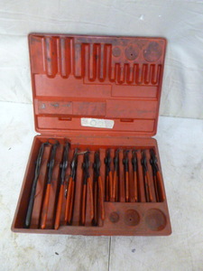 lot 67 image: Matco Ring Pliers