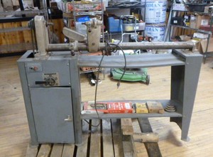 lot 7 image: Craftsman Wood Lathe