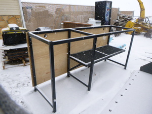 lot 11 image: Heavy Duty Bar or Bench