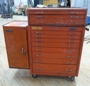 lot 13 image: Matco Toolbox on Casters