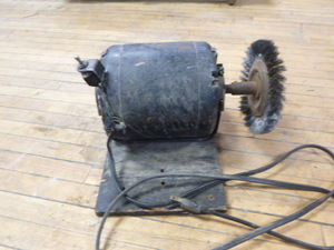 lot 20 image: Marathon Electric Motor with Wire Wheel