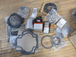 lot 84 image: Car Parts