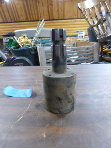 lot 86 image: Over Revving PTO Adapter