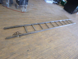 lot 95 image: Wooden Ladder