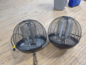 lot 106 image: 2 Insect Electrocuters