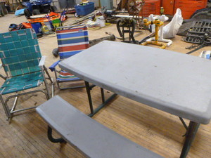lot 112 image: Foldable Childs Picnic Table
