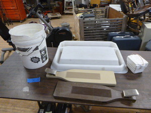 lot 136 image: Fish Cleaning Items