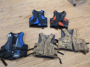 lot 154 image: 5 Life Jackets