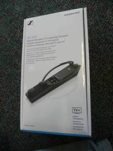 Sennheiser Set 860 Wireless TV Listening System Black Complete - LIGHTLY USED 1 WEEK - WORKS - SEE PICTURES