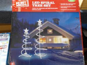 LED Spiral Tree Set and 3 Advent Ca...