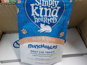 Case of Simply Kind Hearted Skin an...