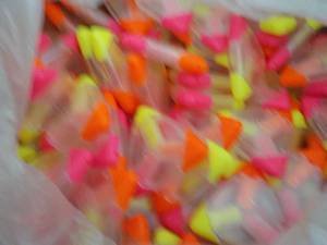 Case of 300 Triangular Highlighters...
