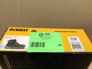 Mens Halogen 6 in. Work Boots - Soft Toe - Brown Crazy Horse Size 10.5(M) by DEWALT  Customer Returns See Pictures