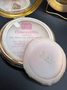 lot 164 image: Vintage KIGU of London and CLEFF of London Compact