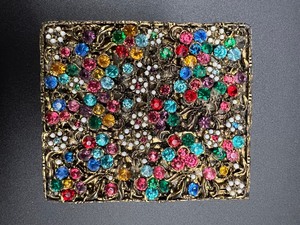 lot 43 image: Sparkle and Glam 4 Piece Compact & Pill Cases