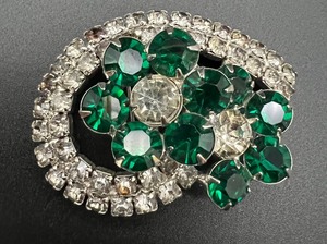 lot 103 image: Vintage Austria Rhinestone Pins Brooches