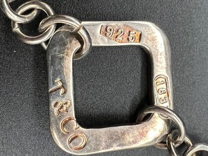 lot 182 image: 925 Sterling Silver Tiffany and Company Square Link Toggle Bracelet 1837925
