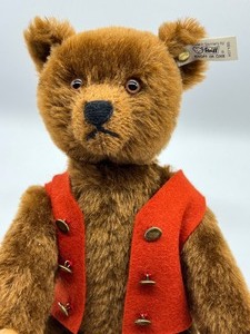 lot 34 image: Steiff Bear Teddy Bu Braun -1999