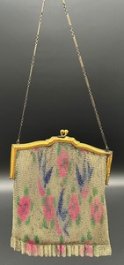lot 95 image: Vintage Art Deco Mesh Bag Purse - Floral with Mirror